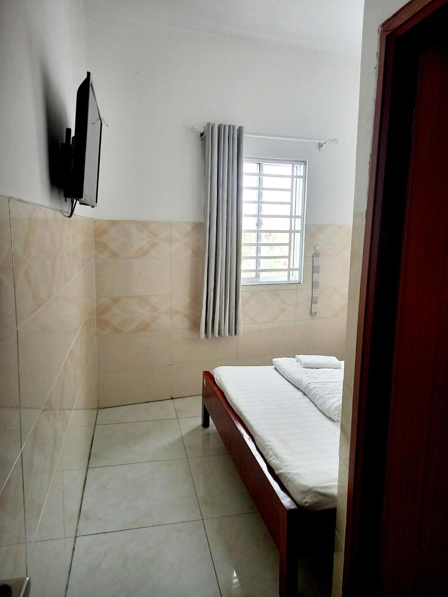 Khach San Anh Sang Hotel Can Tho Room photo